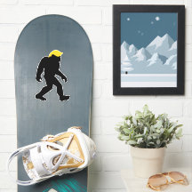 Trött Bigfoot i Trump Gult Hair 2024 Val
