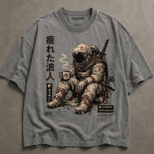 Trött vandrande astronaut t shirt
