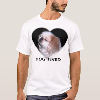 Tröttad hund t-shirt