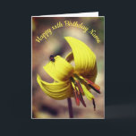 Trout Lily och Friend Personlig Birthday Card Kort<br><div class="desc">Vackert lilla vildens gult är listig och insektens vän. Blomsterfotografi av Susan. Du kan ändra eller lägga till valfri text som du vill för en mer personlig tryckning.</div>