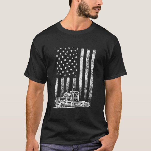 Truck Driver American Flag Trucker T Shirt (Framsida)