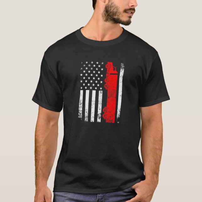 Trucker American Flag Usa Patriotic Proud Funny Tr T Shirt (Framsida)
