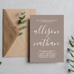 True Simplicit Taupe minimalist Bröllop Inbjudningar<br><div class="desc">Den här enkla och vackra bröllopsinbjudan är perfekt för minimalisterna i oss alla! Kontakta mig om du vill ha hjälp med att anpassa textdelen av bröllopsinbjudan.</div>
