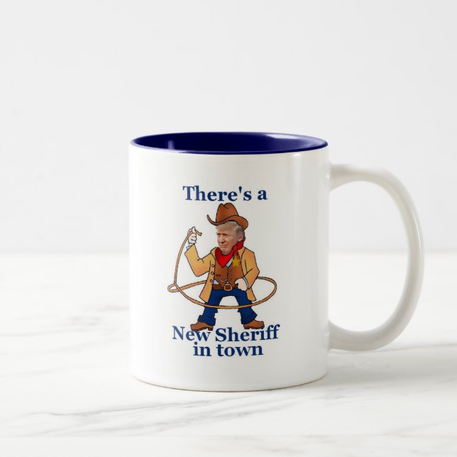 TRUMFINVIGNINGmugg Två-Tonad Mugg (Höger)