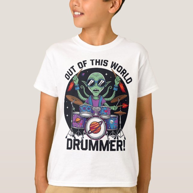 TRUMMIS UTANFÖR VÄRLDEN T SHIRT (Framsida)