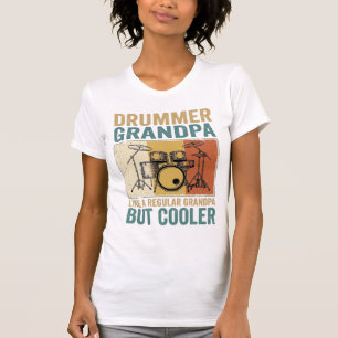 Trummisande farfar som en vanlig farfar men coolar t shirt