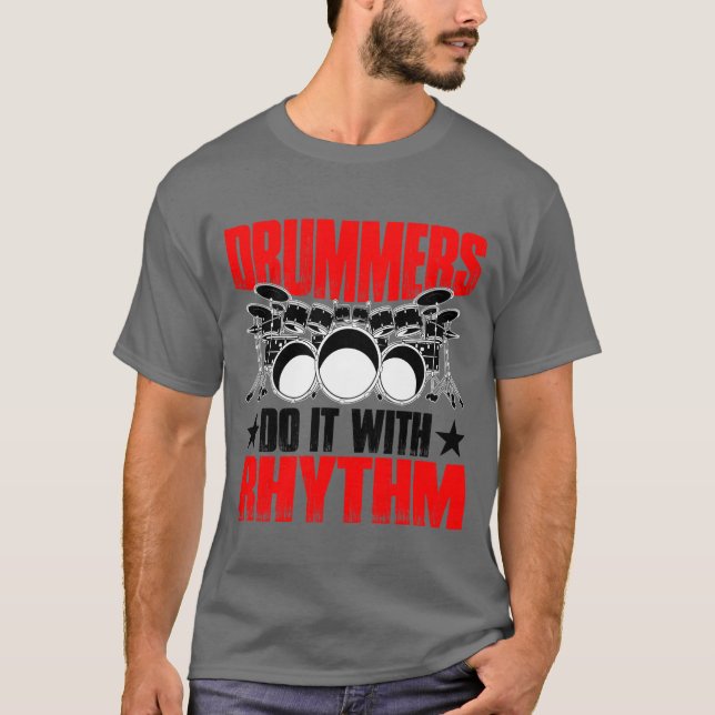 Trummisar Gör Det Med Rytmkompis vänner T Shirt (Framsida)
