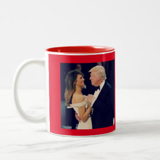Trump 2020 Det bästa kommer ännu Två-Tonad Mugg