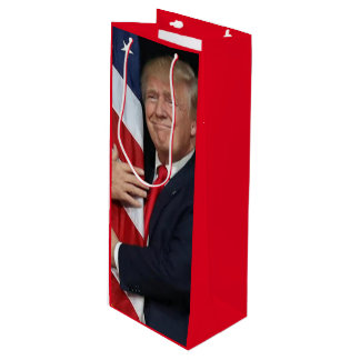 Trump 2020 Trump krämar den amerikanska Flagga
