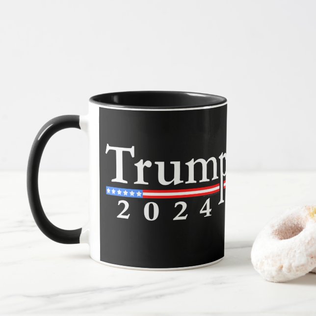 Trump 2024 Classic Black and Red Mugg (Med munk)