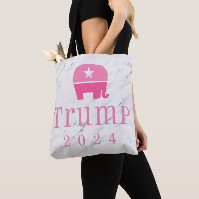 Trump 2024 Cute Rosa Elephant Tygkasse (Närbild)