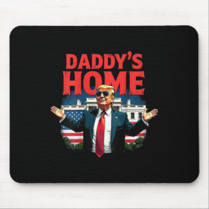 Trump 2024 Pappa's Home (på baksidan) 2025 Ta Amer Musmatta