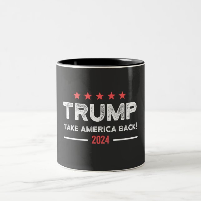 Trump 2024 Ta Amerika tillbaka Två-Tonad Mugg (Center)