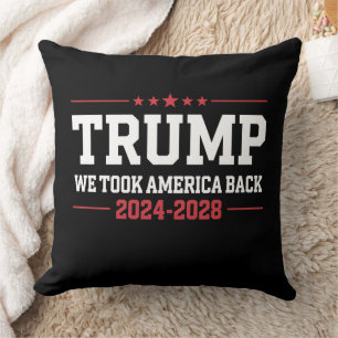 Trump 2024 Vi Tog Amerika Tillbaka 47 USA Kudde