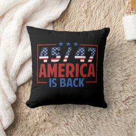 Trump 45-47 Amerika är tillbaka Kudde