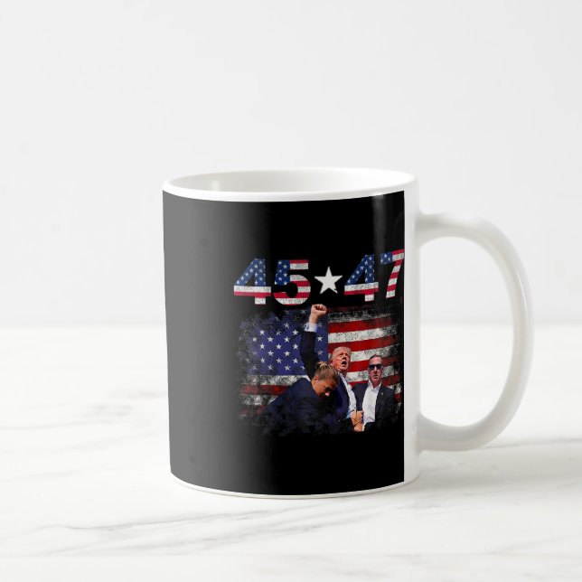 Trump 45 47 Invigningsdagen för kampen mot rasism  Kaffemugg (Höger)