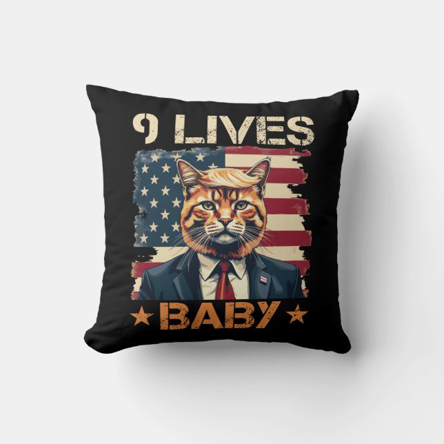 Trump 9 Lives Baby Kudde (Framsida)