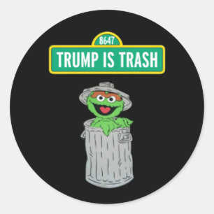 Trump är skräp runt klistermärke