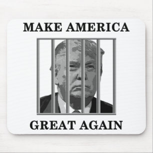 Trump bakom Pub Musmatta