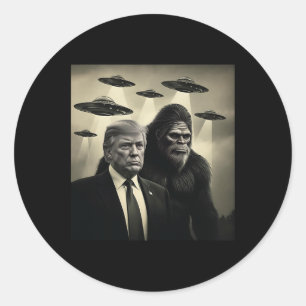 Trump Bigfoot Ufo Alienmöte Konspiration Roligt Runt Klistermärke
