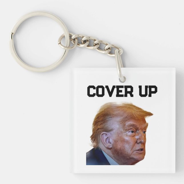 Trump Cover Up Keychain (Framsidan)