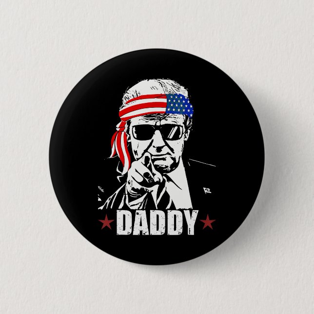 Trump Daddy 2025 Officiell Trump Daddy Rolig  Knapp (Framsida)