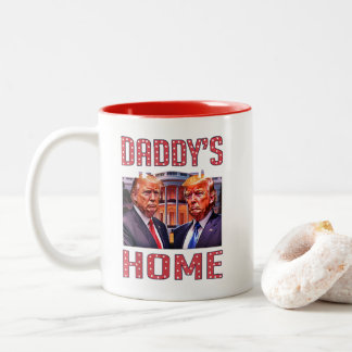 Trump Daddys Home White House 2024 Två-Tonad Mugg
