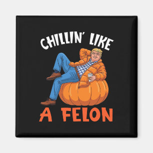 Trump Dricker Kaffe På Pumpa Chillar Som En Felon Magnet