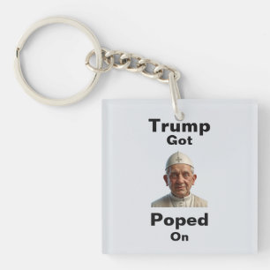 Trump Fick Popad På Nyckelring