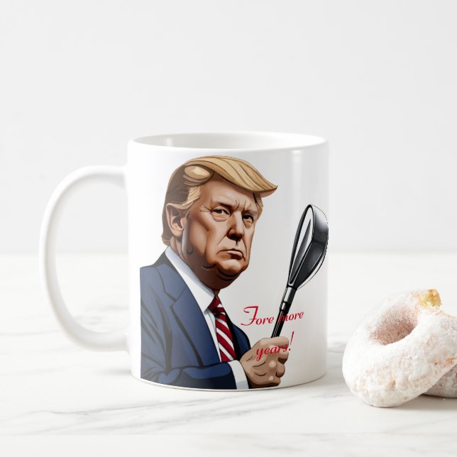Trump: Framöver fler år av storhet! Kaffemugg (Med munk)