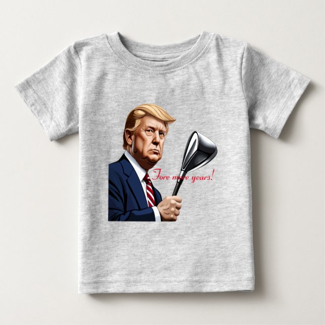 Trump: Framöver fler år av storhet! T Shirt (Framsida)