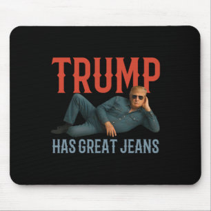 Trump Har Superbra Jeans Roligt Politiskt Meme Musmatta