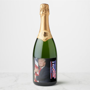Trump Hugger USA flagga