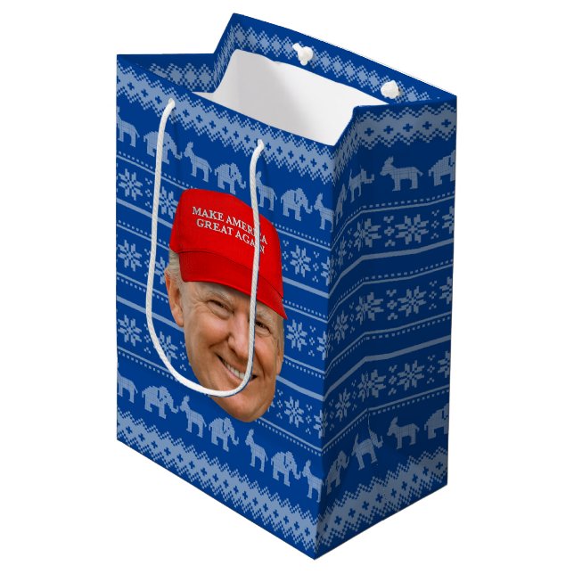 TRUMP MAGA-jul (Framsidan Vinklad)