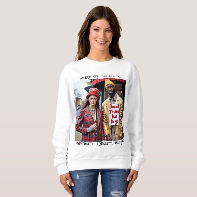 Trump måste gå DEI-politiskt T Shirt (Hel framsida)