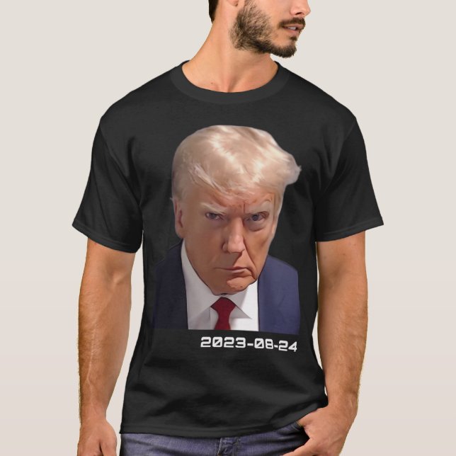 Trump Mugshot (färgad) T Shirt (Framsida)
