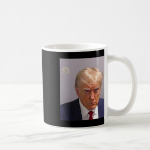 Trump Mugshot Tee - Iconic and Funny Kaffemugg