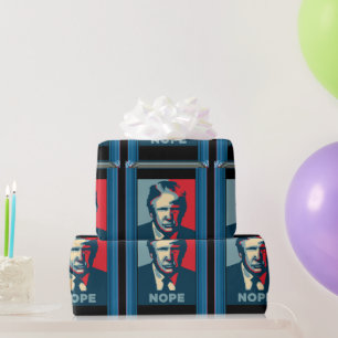 Trump Nope Wrapping Papper Presentpapper