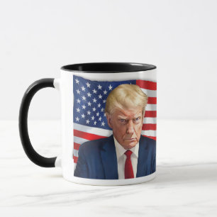 Trump Officiell Mugg Shot med amerikansk Flagga