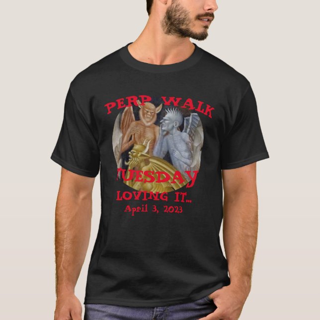 Trump Perp Promenad tisdag 2023 april 3 T Shirt (Framsida)