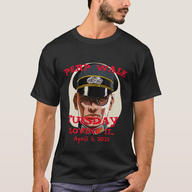 Trump Perp Walk Tisdagen 2023 T Shirt (Framsida)