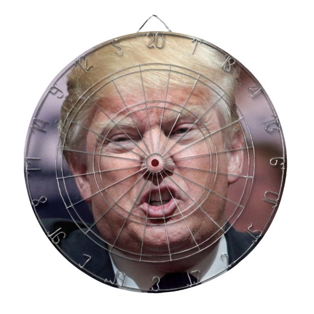 TRUMP PILTAVLA (Framsidan)