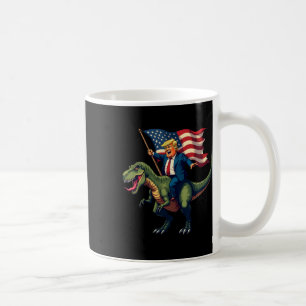 Trump Riding a Dinosaur T-rex Trump in American Fl Kaffemugg
