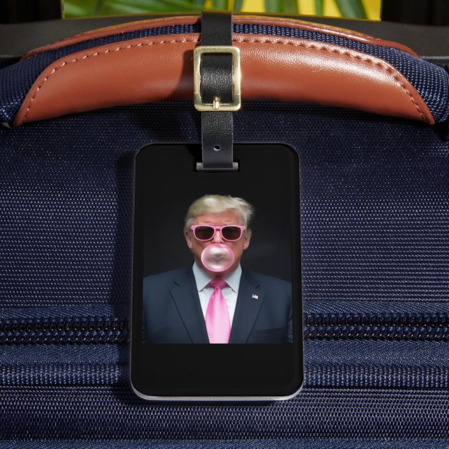 Trump Rosa Bubble Gum President 47 USA Bagagebricka (Framsida Insitu 2)