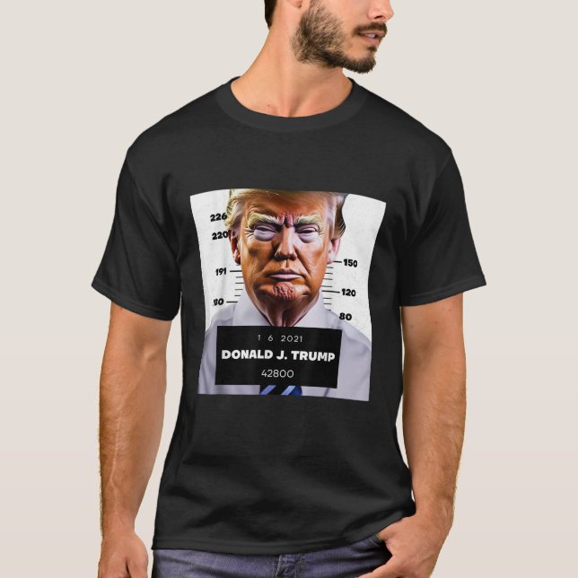 Trump s mugshot T Shirt (Framsida)