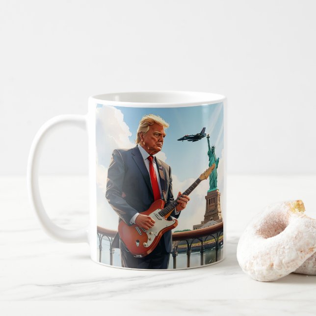 Trump Spela Electric Guitar Statue Liberty Flagga Kaffemugg (Med munk)