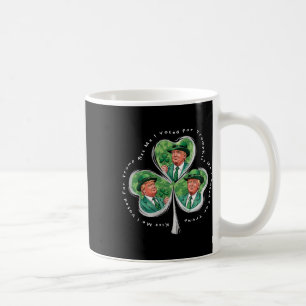 Trump St Patrick's Day 2025 Roligt Kyss Mig Jag Rö Kaffemugg