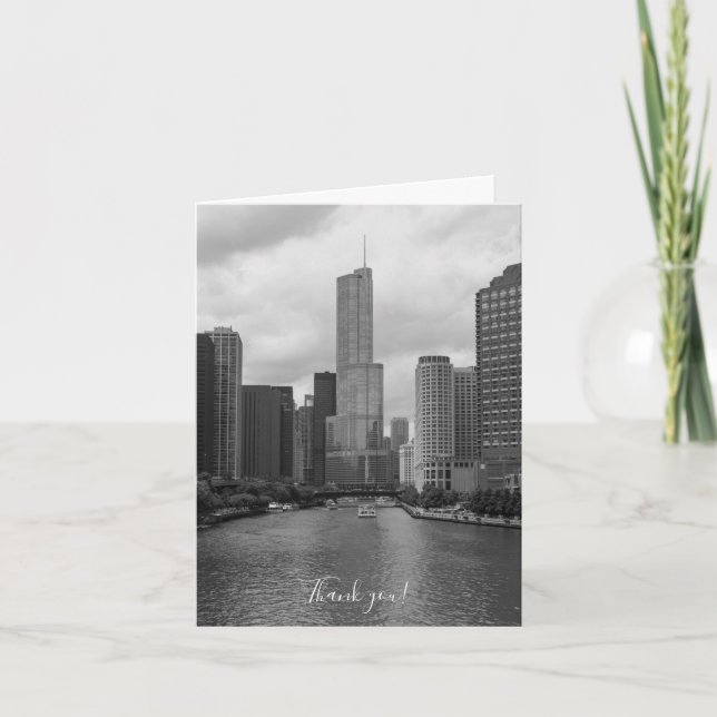Trump Torn Chicago - Grayscale Tack U-kort (Framsida)