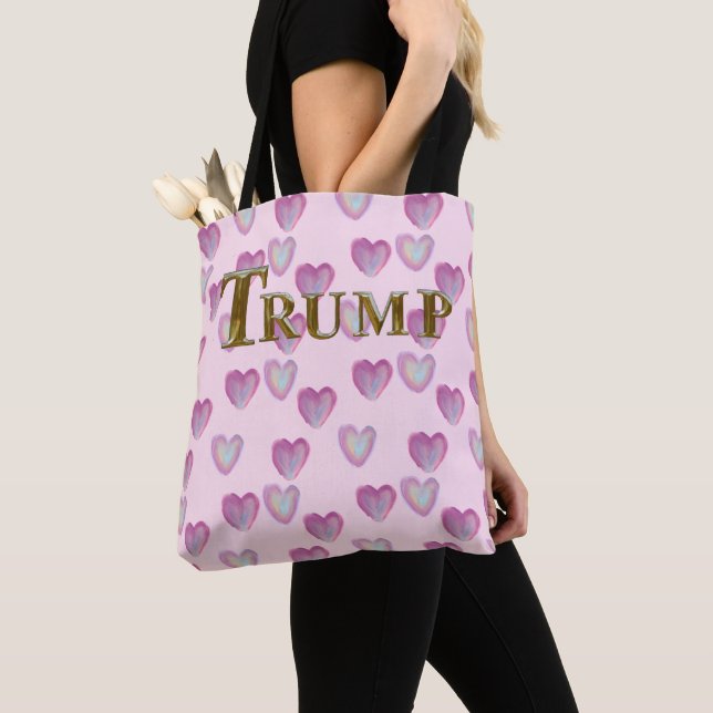 TRUMP TYGKASSE (Närbild)