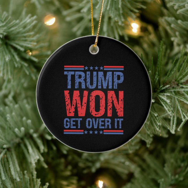 Trump Vann Komma Över Det  Julgransprydnad Keramik (Träd)